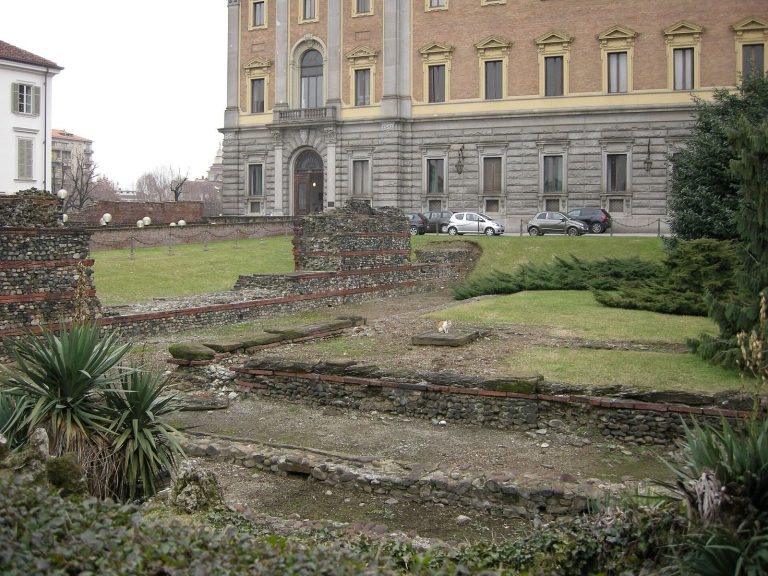 Torino Roman Theatre: An Early Public Building of Augusta Taurinorum