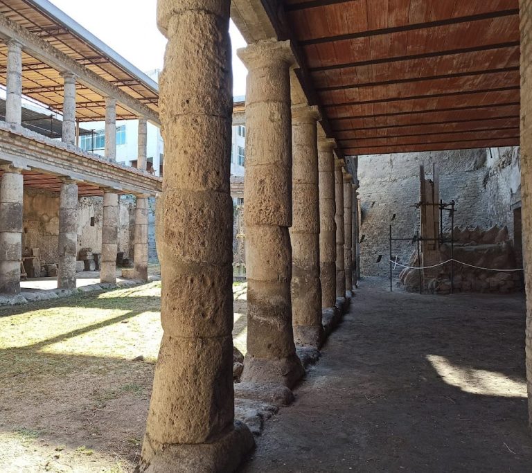 Villa of L. Crassius Tertius: A Roman Agricultural and Storage Villa in Italy