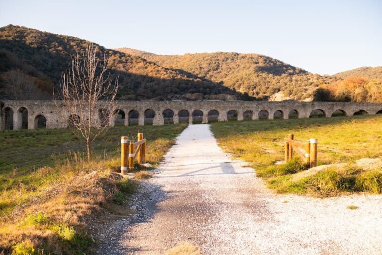 Ansignan Aqueduct Bridge: A Roman-Medieval Irrigation and Road Structure in France