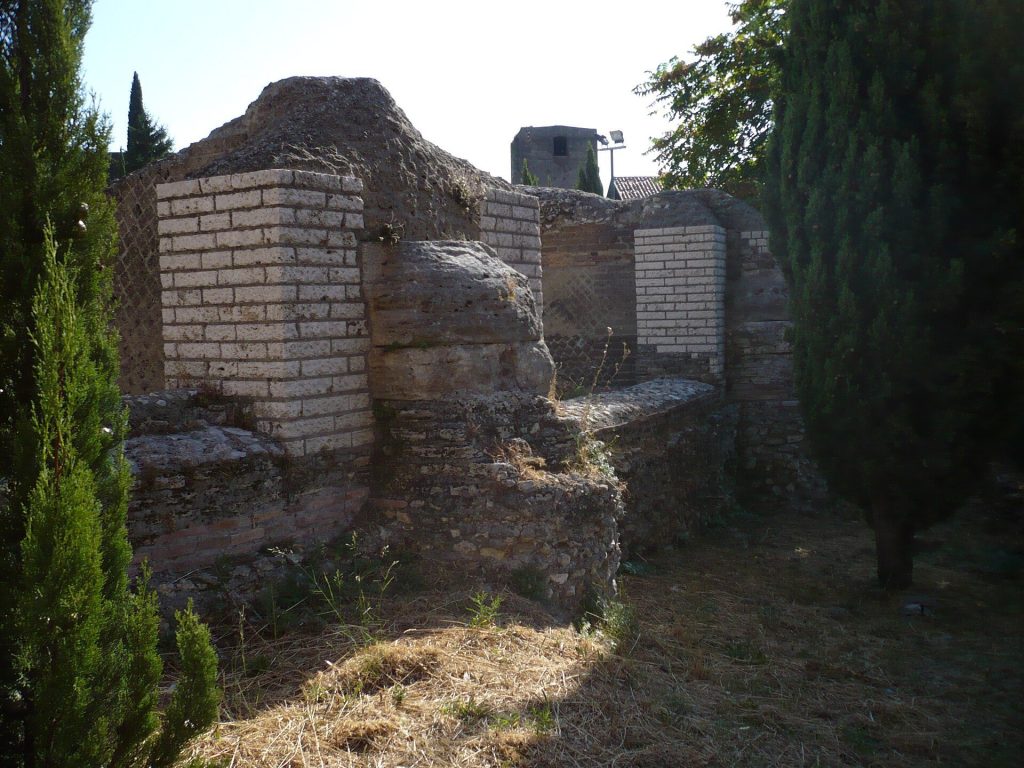 Amphitheatre of Bleso: A Roman Arena at Tivoli, Italy 1 Amphitheatre of Bleso