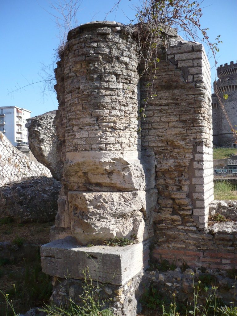 Amphitheatre of Bleso: A Roman Arena at Tivoli, Italy 2 Amphitheatre of Bleso