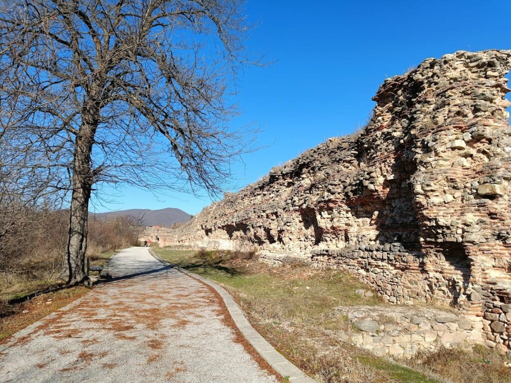 Diocletianopolis: A Roman Spa City and Late-Antique Fortress in Bulgaria 4 Diocletianopolis
