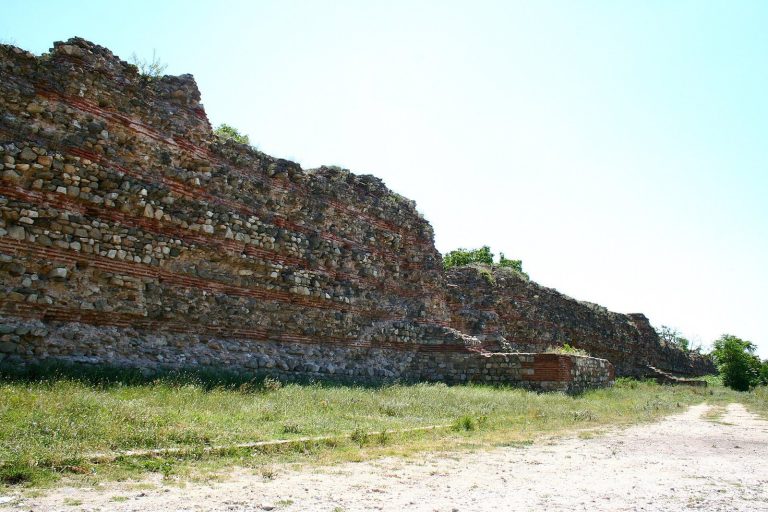 Diocletianopolis: A Roman Spa City and Late-Antique Fortress in Bulgaria