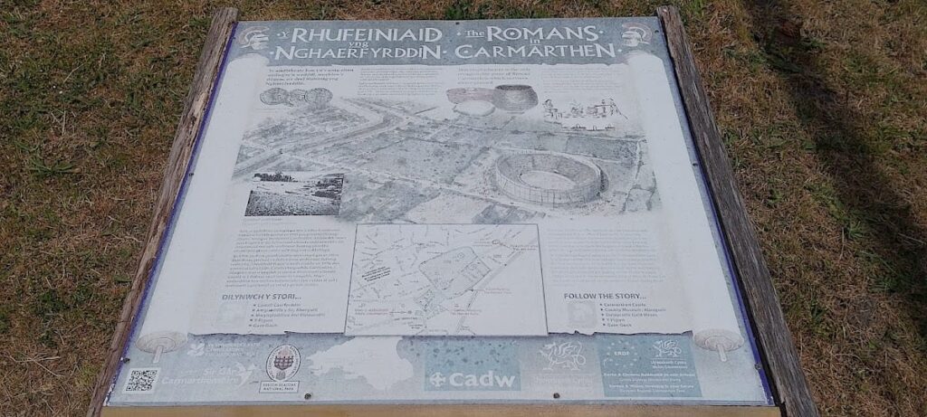 Moridunum Roman Amphitheatre: A Roman Arena at Carmarthen 3 Moridunum Roman Amphitheatre