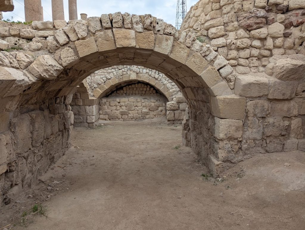 Roman Villa of the Birds: An Early Roman Residence in Alexandria 5 Roman Villa of the Birds