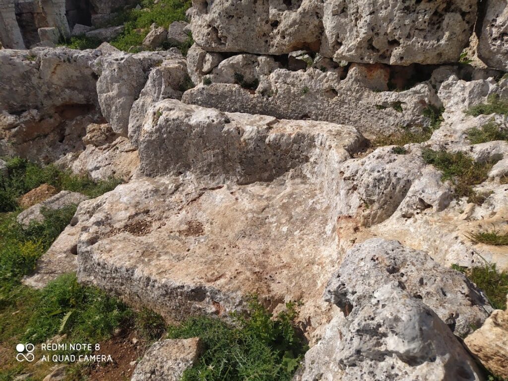 Qirqbize: An Early Christian Settlement in Northwestern Syria 9 Qirqbize