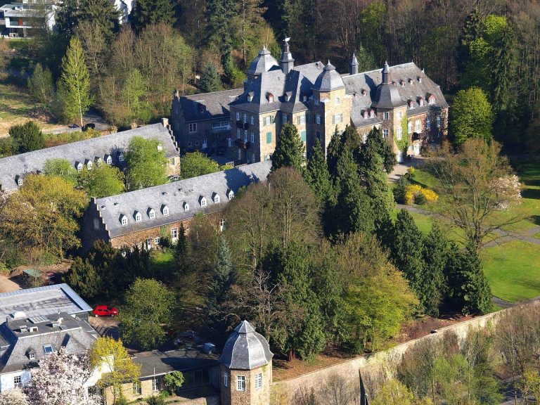 Allner Castle: A Castle, Municipal Seat, and Former Children’s Home