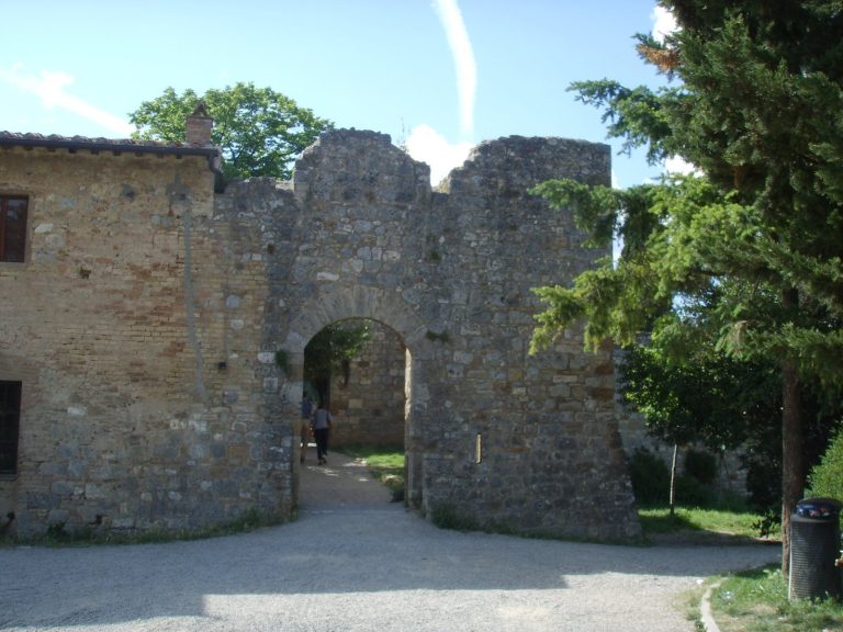 Rocca di Montestaffoli: A Medieval Fortress in San Gimignano, Italy