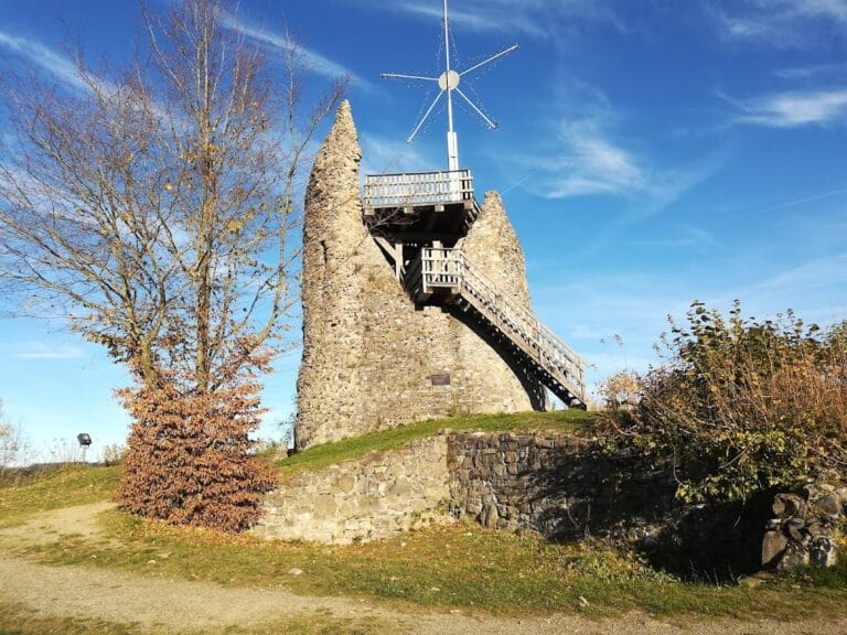 Burg Eversberg: A Medieval Castle Ruin in Meschede, Germany