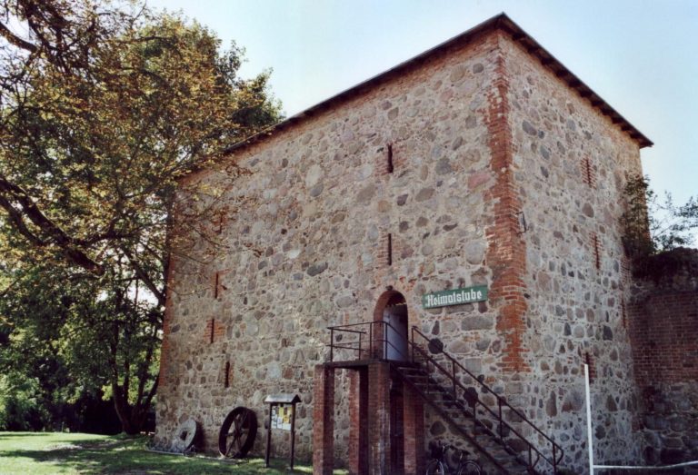 Burg Gerswalde: A Medieval Water Castle in Germany