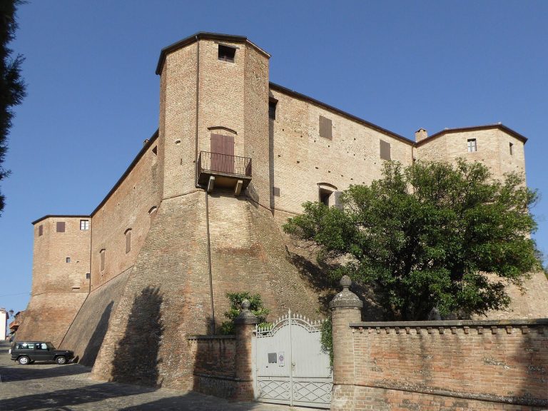 Rocca Malatestiana: A Medieval Fortress in Santarcangelo di Romagna