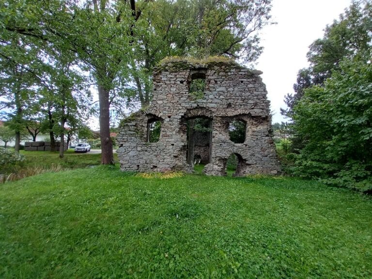 Kouty Castle: A Medieval Fortress in the Czech Republic