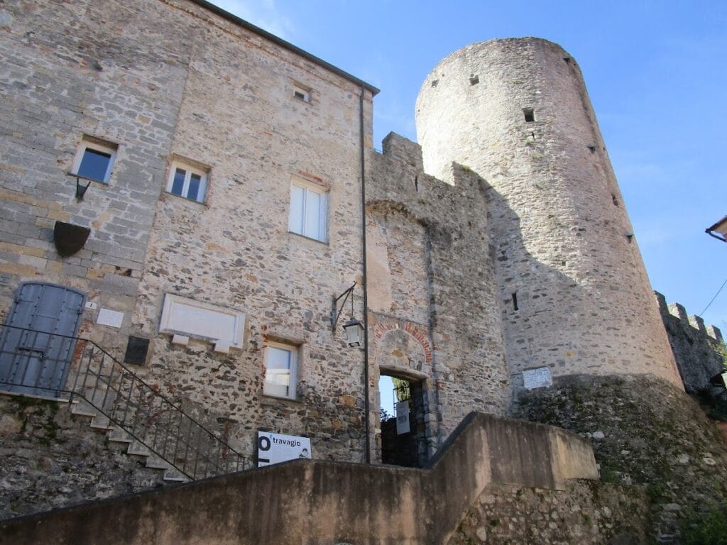 Castle of Ameglia: Episcopal Fortress and Village Defense 1 Castle of Ameglia