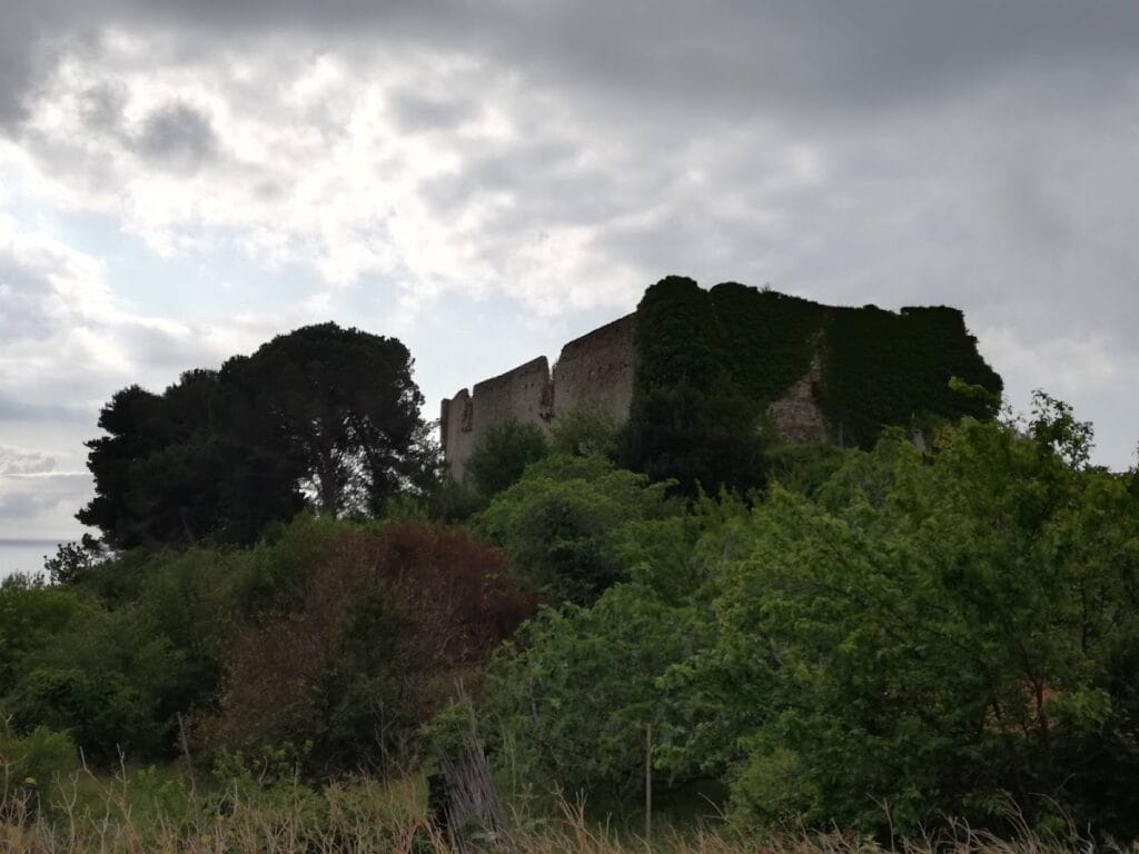 Castello di Spotorno: A Medieval Fortress in Italy 3 Castello di Spotorno