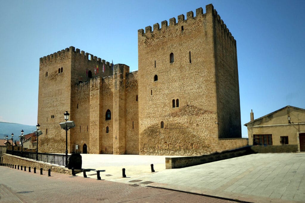 Museo Histórico de las Merindades: A Museum in the Alcázar of the Constables of Castile 1 Museo Histórico de las Merindades