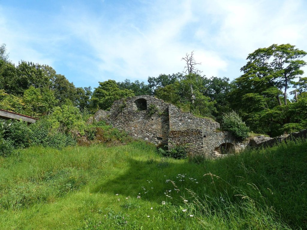 Wiedersberg Castle: A Medieval Roadside Fortress in Germany 3 Wiedersberg Castle