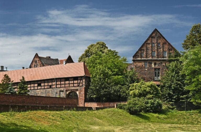Namysłów Castle: A Gothic Fortress and Residential Complex in Poland