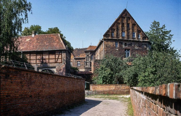 Namysłów Castle: A Gothic Fortress and Residential Complex in Poland