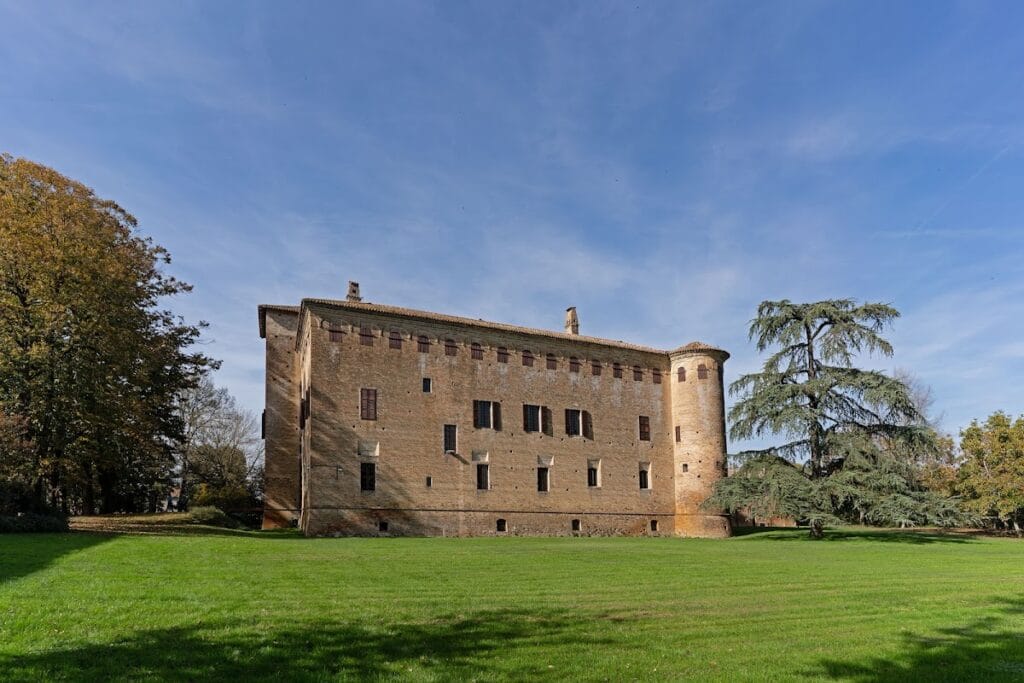Castello di San Pietro: A Medieval-Renaissance Fortified Residence in Italy 2 Castello di San Pietro