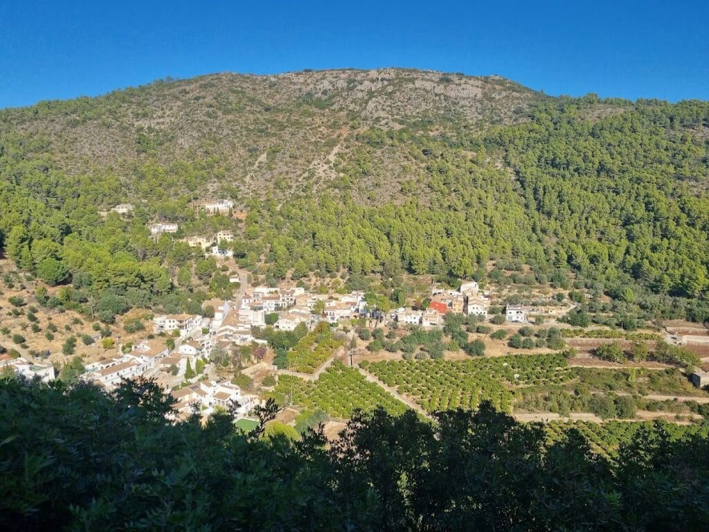 Castell de Forna: An Islamic and Gothic Fortress in Spain 2 Castell de Forna
