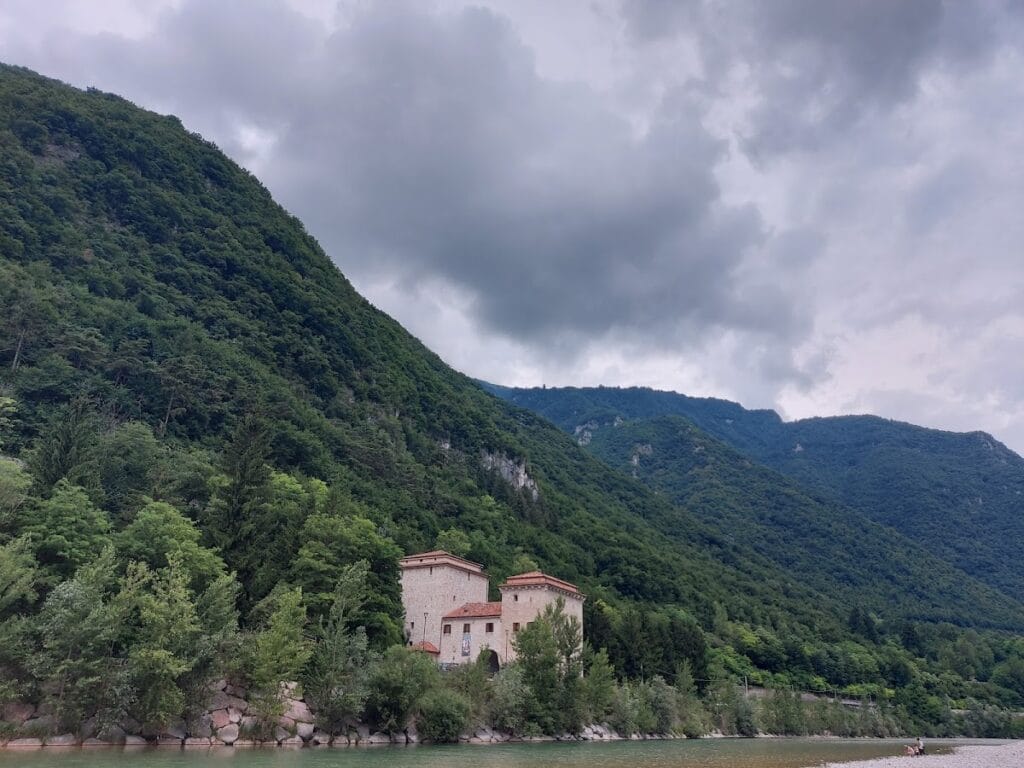 Castello di Quero: A Fourteenth-Century Venetian Fortress in Italy 2 Castello di Quero