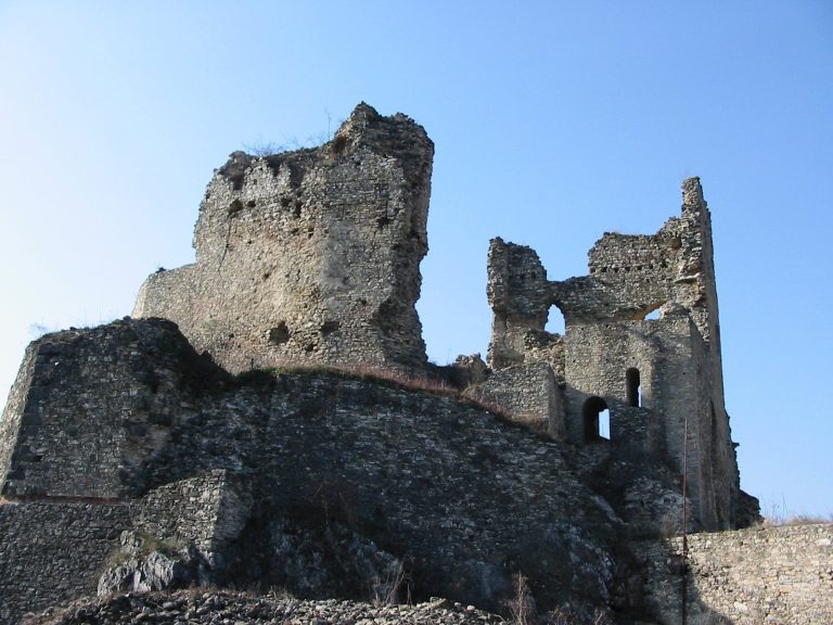 Divín: A Gothic Castle Ruin in Slovakia