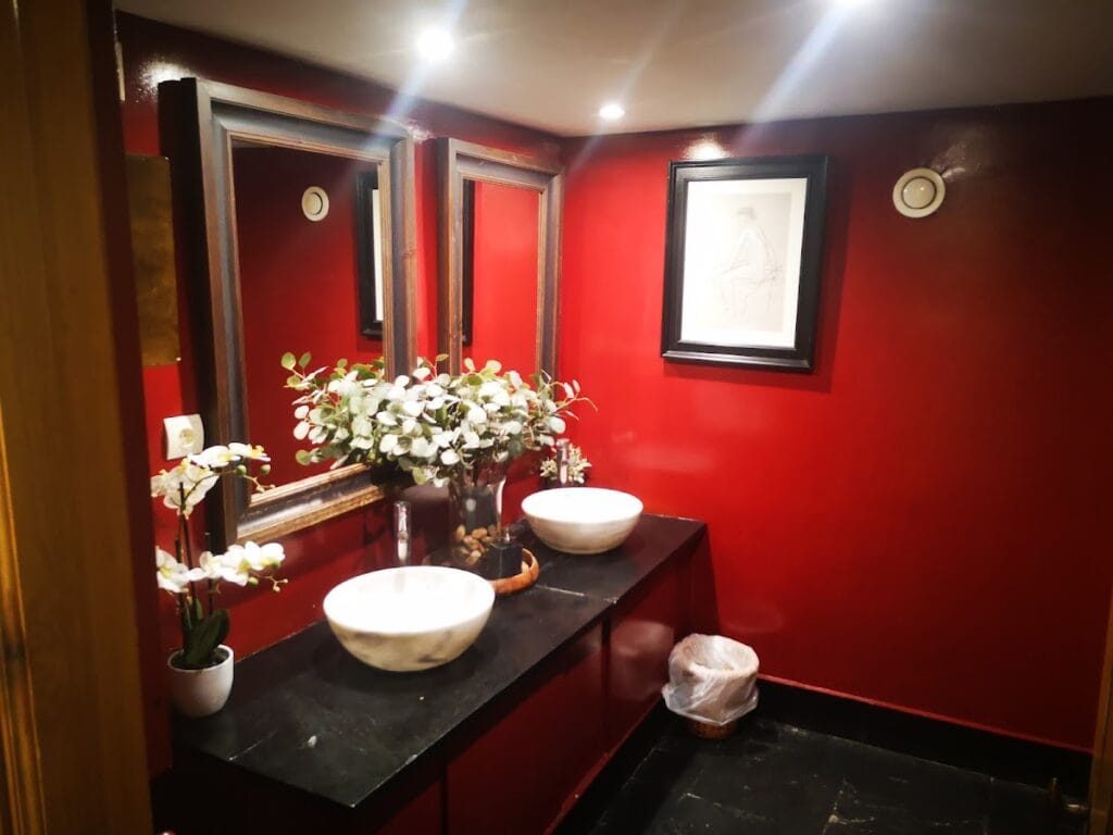 Villanueva de Cañedo Castle: A Medieval and Renaissance Fortress in Spain 9 Villanueva de Cañedo Castle