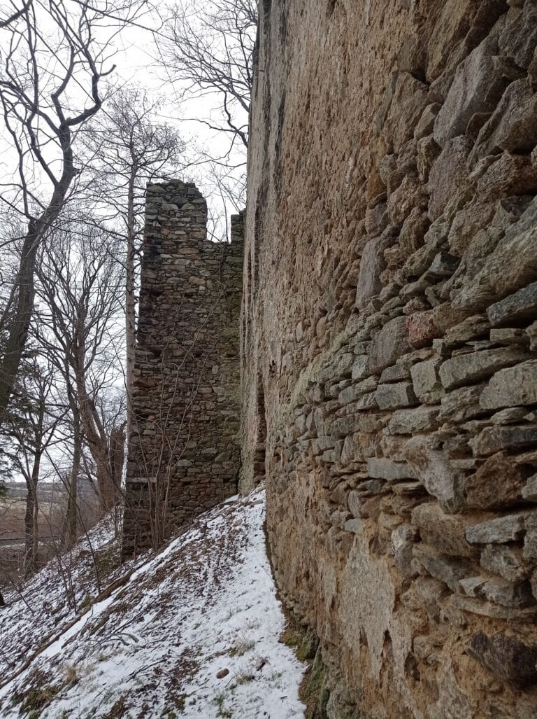 Rybnica Castle: A Medieval and Early Modern Castle Ruin in Poland