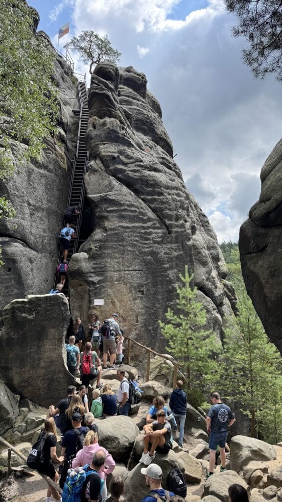 Střmen Castle: A Medieval Rock Fortress in the Czech Republic 4 Střmen