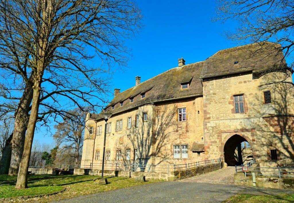 Burg Dringenberg
