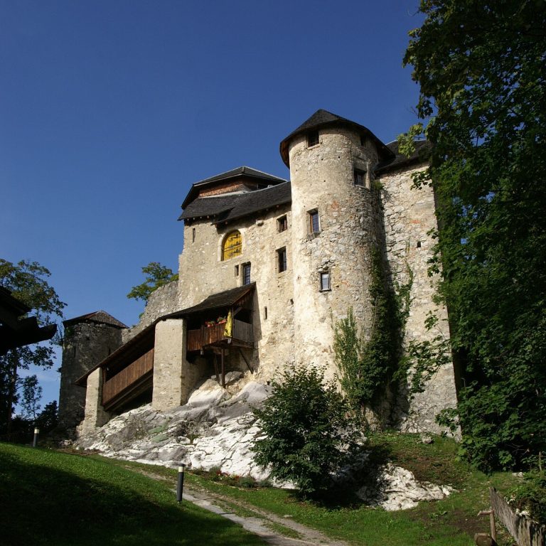 Neu-Ems Castle: A Medieval Hilltop Refuge in Austria