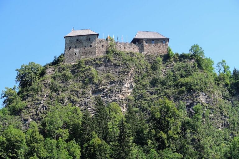 Burg Dürnstein: A Medieval Castle in Austria