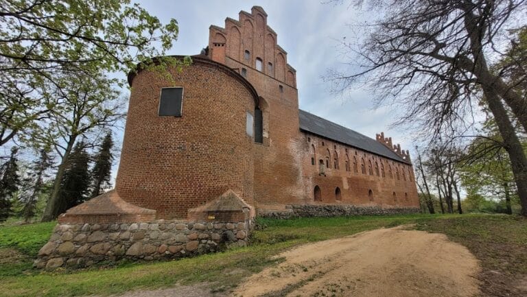 Barciany Castle: A Teutonic Fortress in Poland
