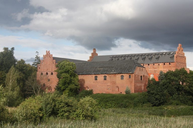 Barciany Castle: A Teutonic Order Commandery in Poland