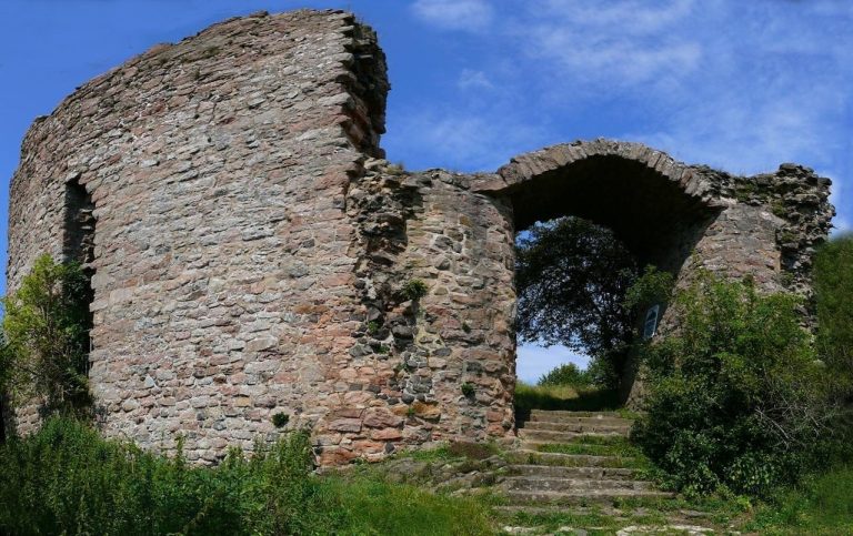 Frauenberg: Medieval Castle Ruin Guarding the Long Hesse