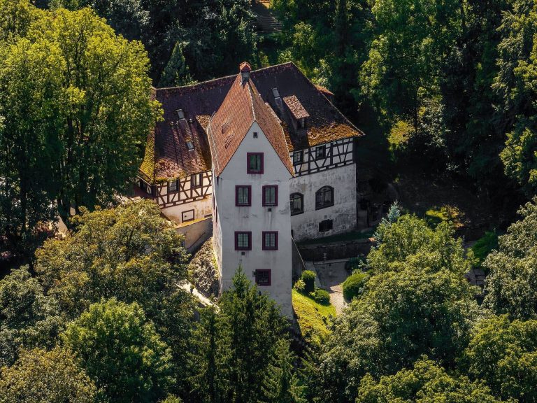 Kemenate: The Rear Residential Building of Burg Gaillenreuth