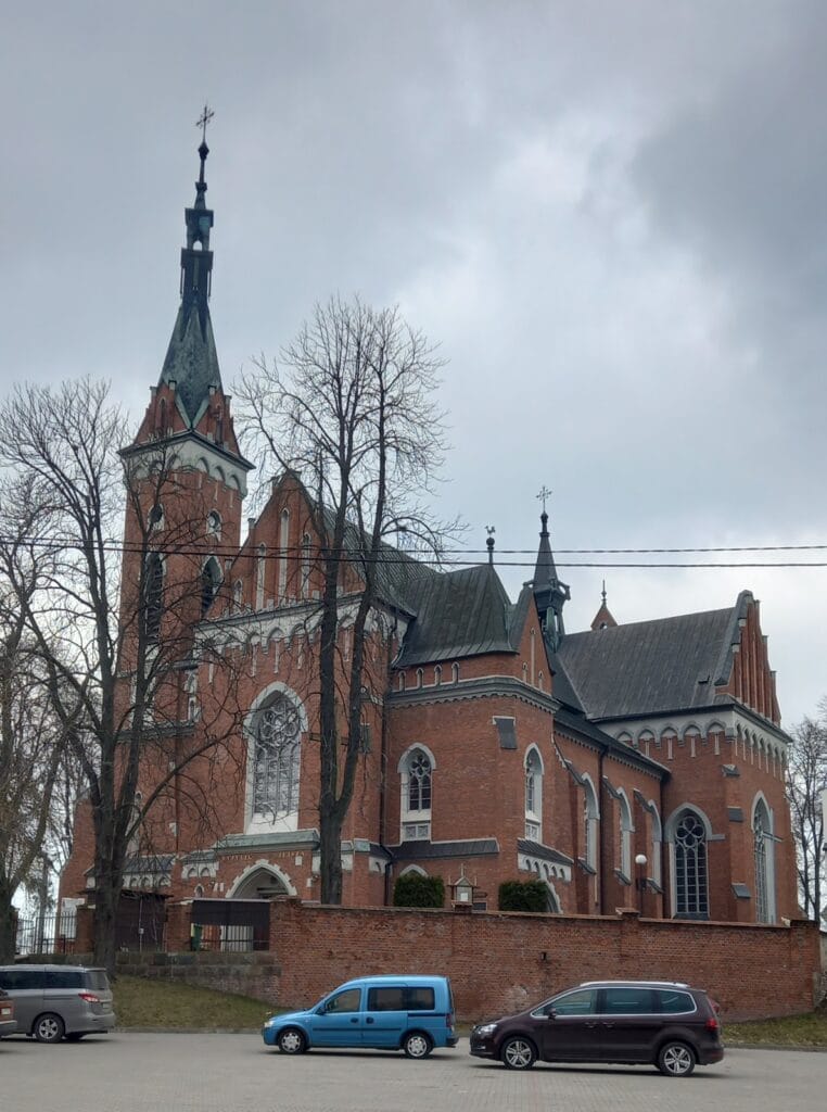 Castle in Wąwolnica: A Royal Stopping Station and Court 2 castle in Wąwolnica