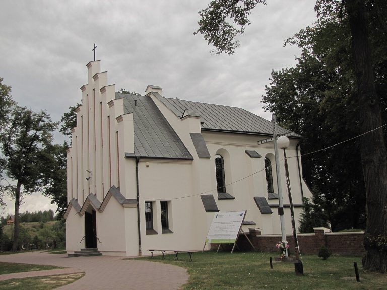 Castle in Wąwolnica: A Royal Stopping Station and Court