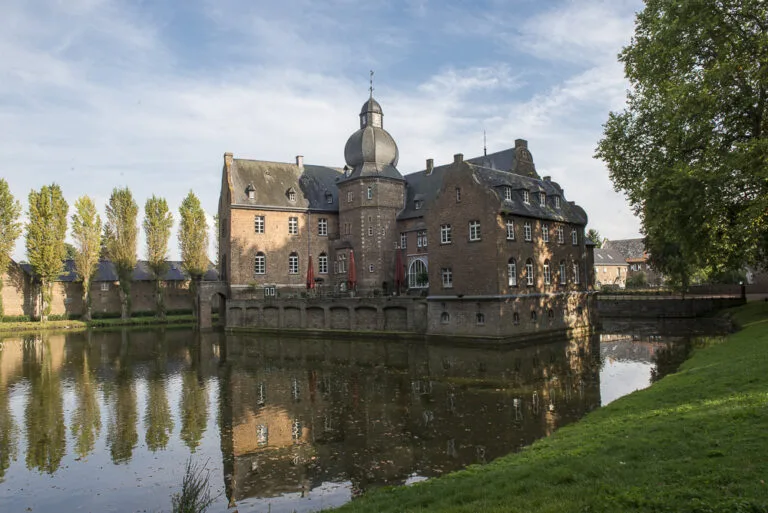 Burg Bergerhausen: A Historic Water Castle in Kerpen, Germany