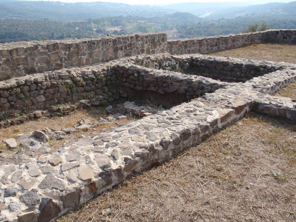 Torcafeló Castle: A Medieval Frontier Stronghold in Spain 5 Castell de Torcafeló