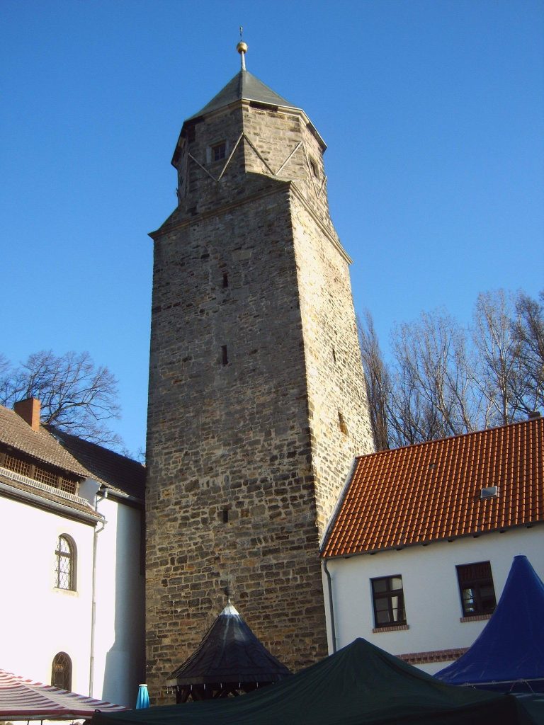 Burg Ummendorf: A Medieval Border Castle and Renaissance Complex in Germany