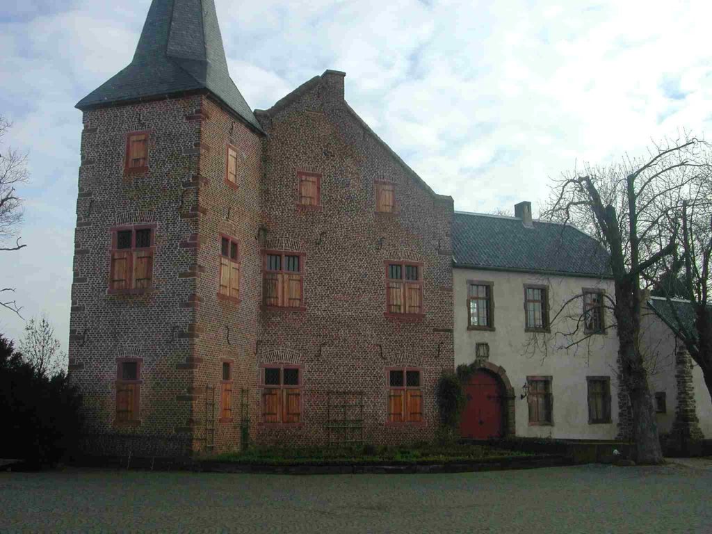 Burg Bubenheim: A Lowland Castle in Germany 1 Burg Bubenheim