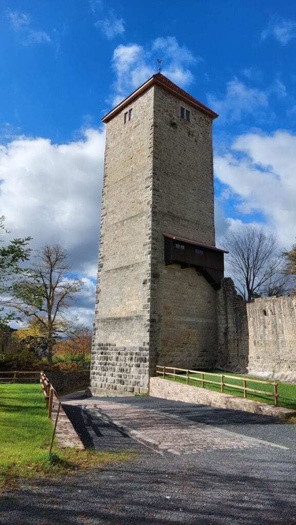 Ruine Lichtenburg: A Medieval Castle Ruin in Germany 1 Ruine Lichtenburg