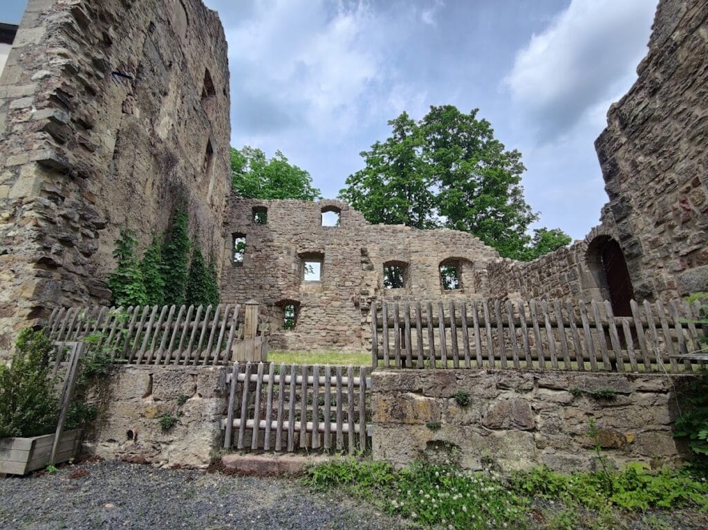 Ruine Lichtenburg: A Medieval Castle Ruin in Germany 2 Ruine Lichtenburg