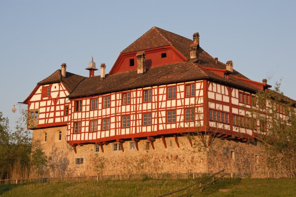 Hagenwil Castle: A Medieval Water Castle in Switzerland 1 Hagenwil Castle