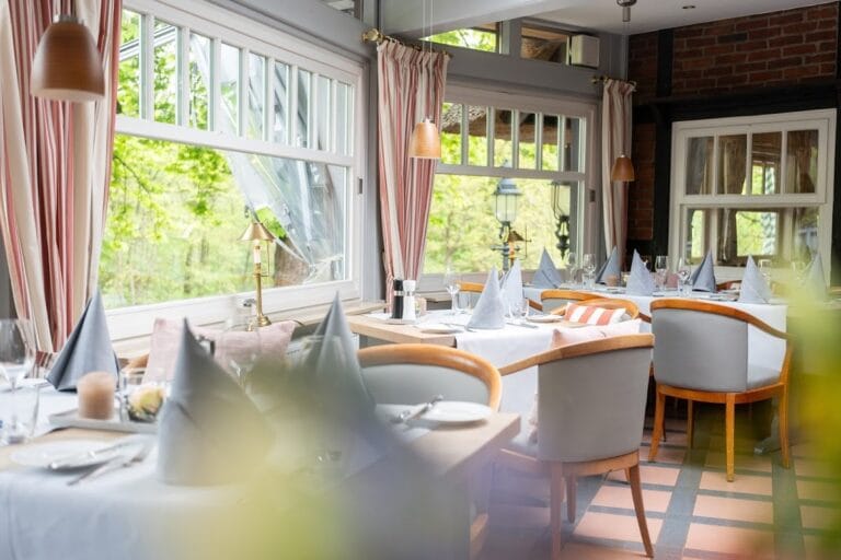 Mellingburg: A Historic Early Medieval Castle Site near Hamburg