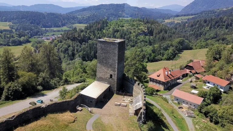 Burgruine Liebenfels: A Medieval Castle Ruin in Austria