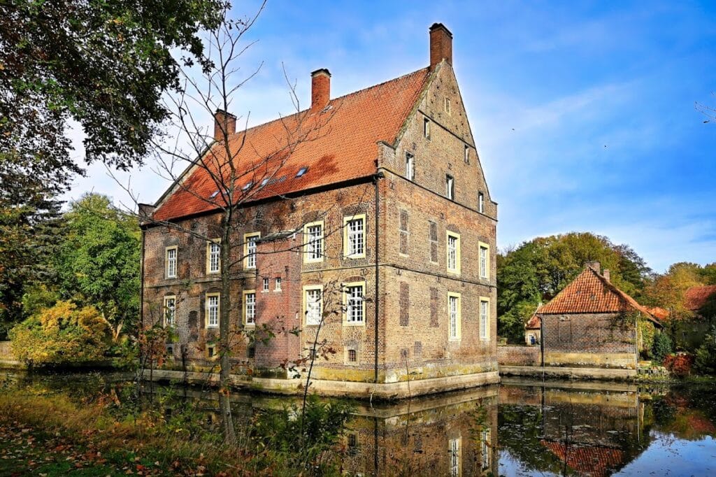 Wasserburg Haus Welbergen: A Historic Water Castle in Germany 2 Wasserburg Haus Welbergen