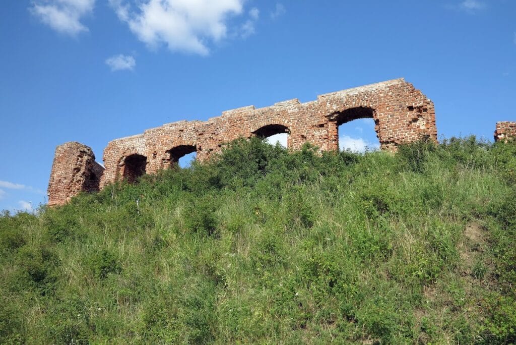 Sochaczew Castle: A Historic Medieval Stronghold in Poland 4 Sochaczew Castle