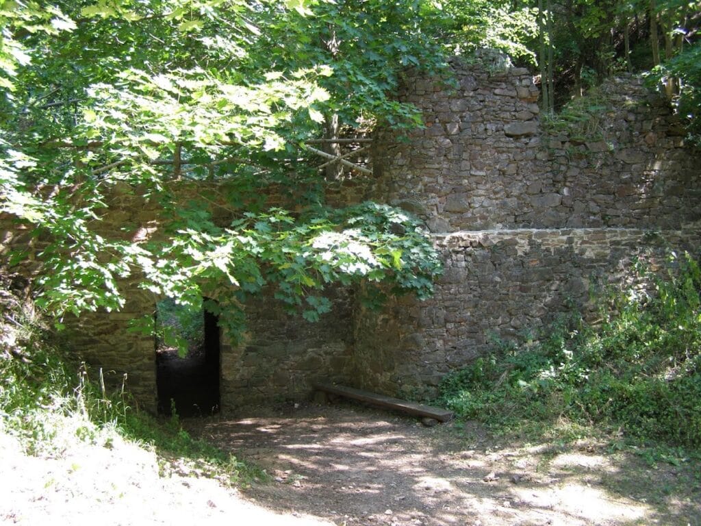 Fulštejn Castle: A Medieval Fortress near Bohušov in the Czech Republic 4 Fulštejn Castle